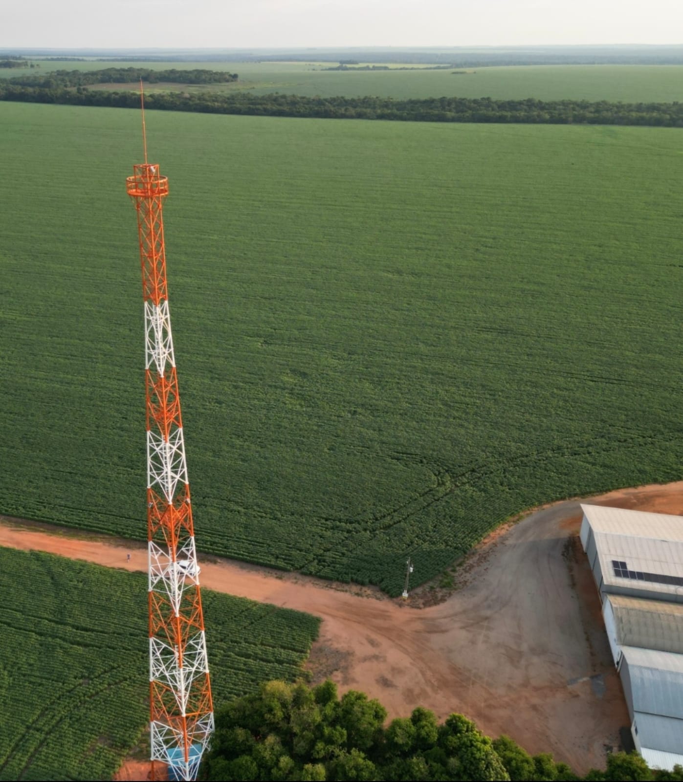 Torres Agrotower no Campo